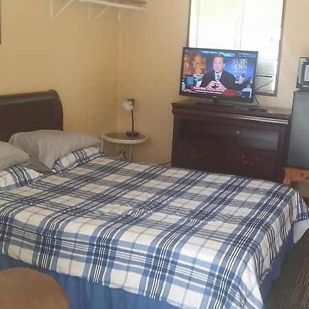 A1 Value Inn Hernando Ruang foto