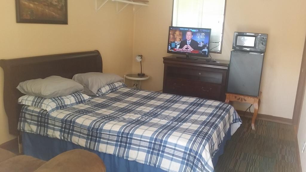 A1 Value Inn Hernando Ruang foto